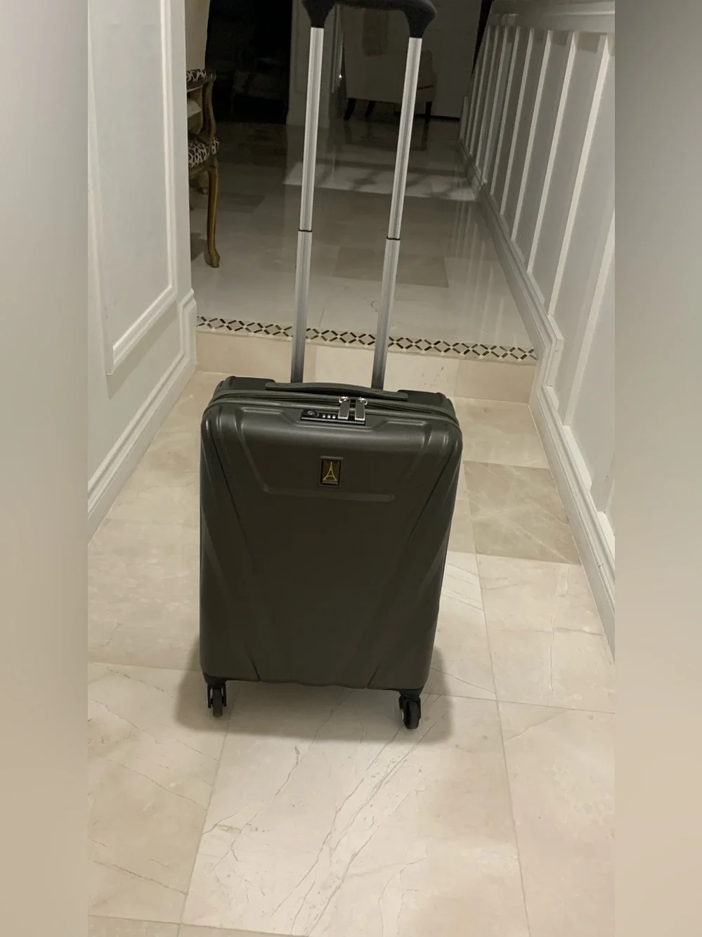 TRAVELPRO Maxlite 5 21-Inch Hardside Expandable Carry-On Spinner Luggage